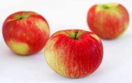 Braeburn Apples
